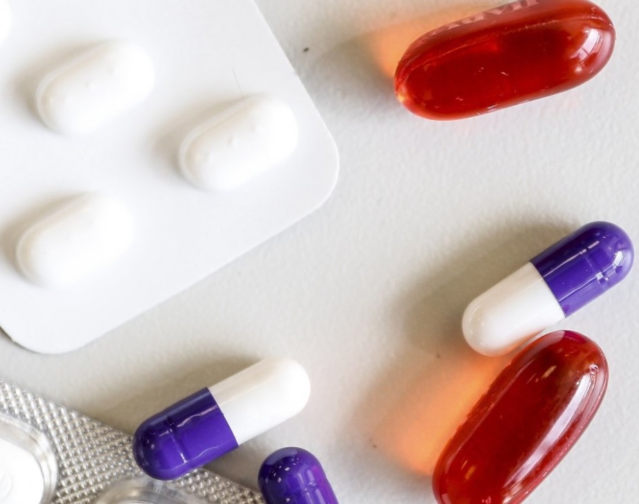 Crisis económica: suben los medicamentos y cierran farmacias