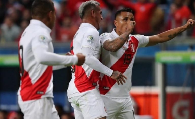 Batacazo de Perú: le ganó 3-0 a Chile y es el segundo finalista del Copa América