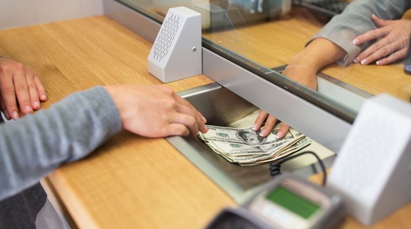 Alarma en el Gobierno: en una semana se retiraron 2.733 millones de dólares 