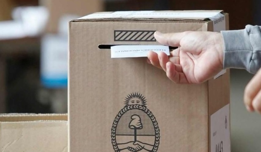 Elecciones: casi tres mil policías realizarán la cobertura externa de las escuelas