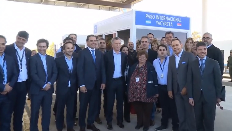 Macri y Abdo Benítez inauguraron el paso fronterizo Ituzaingó-Ayolas