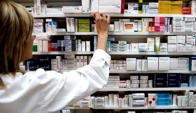 Los medicamentos aumentaron un 15% y hay faltantes en farmacias