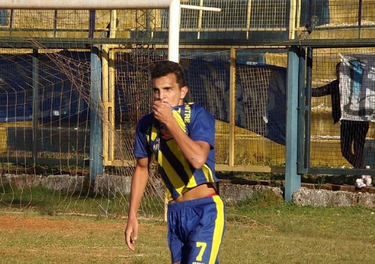 Fútbol: Mitre derrotó a Colectiveros en Rocamora y se clasificó a octavos de la Copa Posadeña