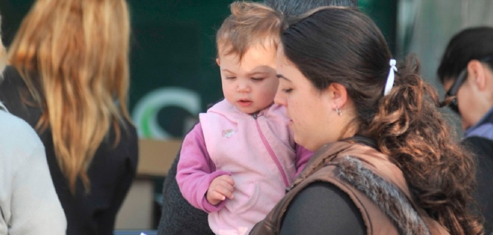 Aseguran que los créditos pedidos por beneficiarias de la AUH llegó a un 92% en junio