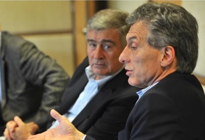 Macri encabeza una reunión de gabinete y recibe al ministro Aguad