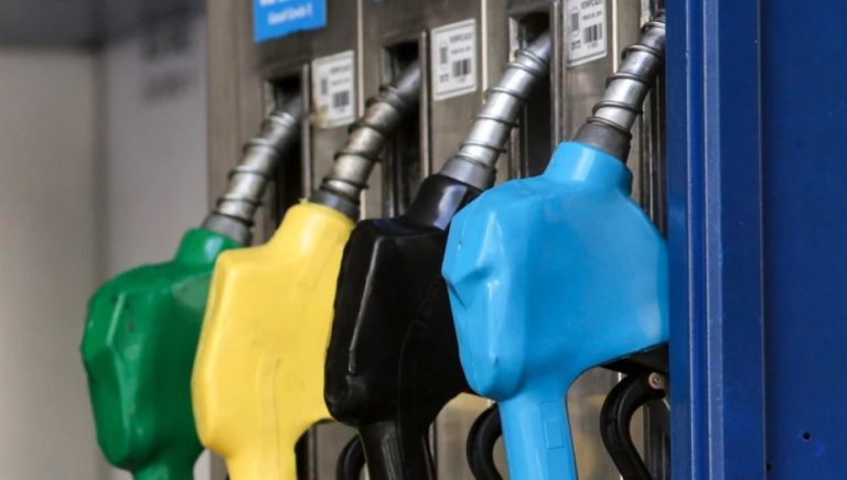 Las provincias petroleras llevarán a la Casa Rosada su reclamo por el congelamiento del precio de las naftas