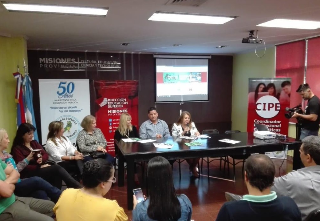 Educación: comenzó la preinscripción on line a los profesorados de gestión estatal