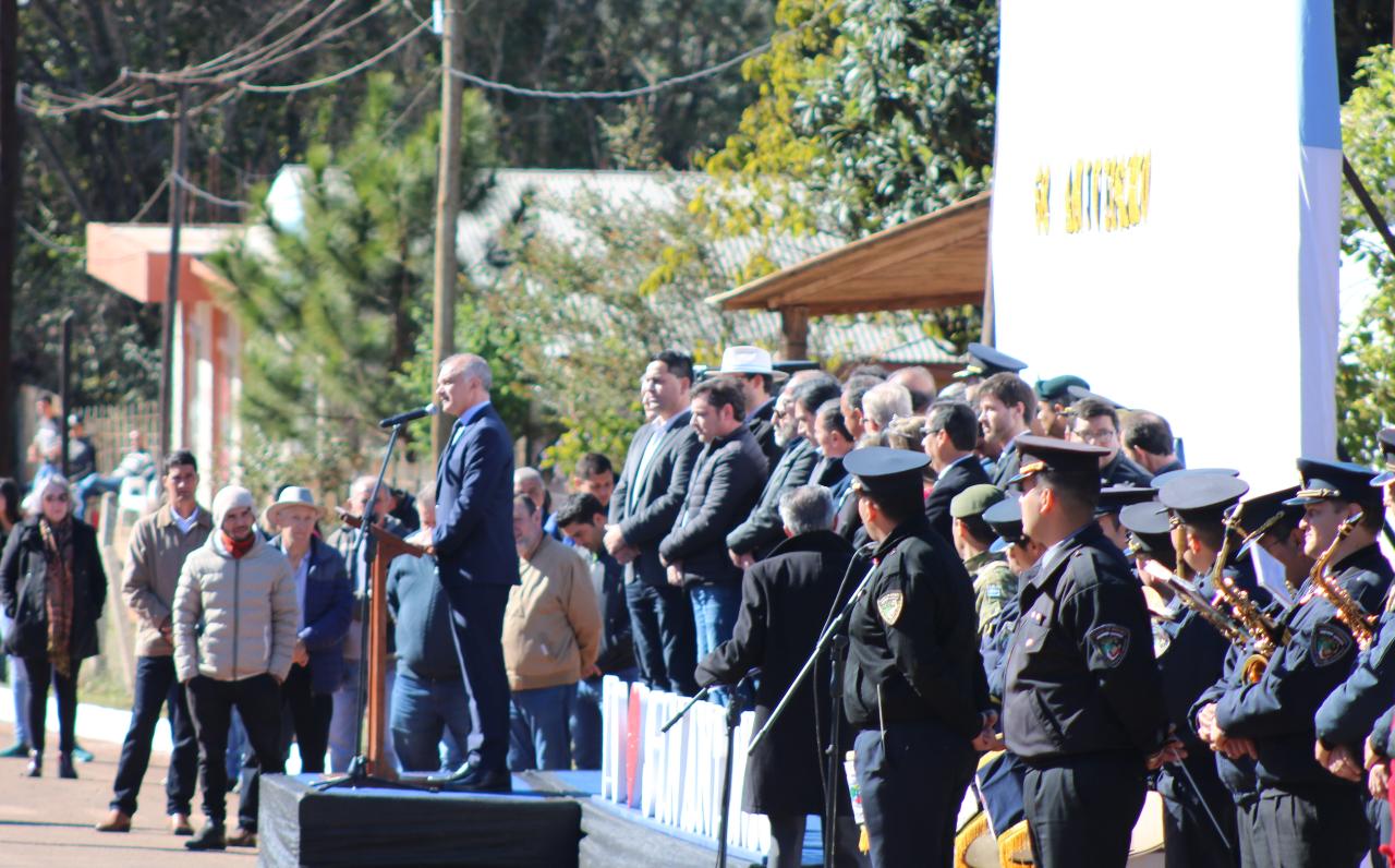 Con un emotivo acto, San Antonio celebró su 68° aniversario 1 2 - efc81285 141c 47a6 9051 e28bfd690448 - 1