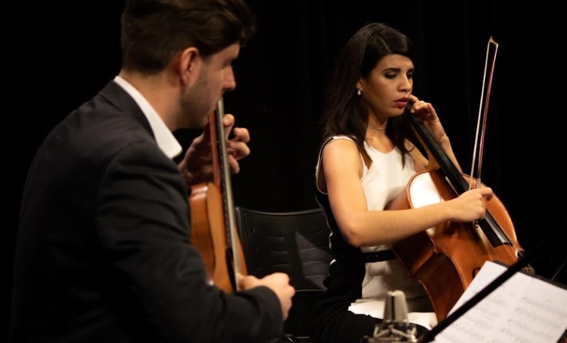 Este jueves, la música latinoamericana para cello y guitarra se presenta en Pianoforte