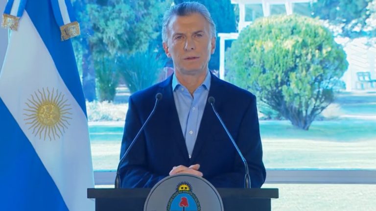Macri pidió perdón y anunció “medidas de alivio para el momento difícil”