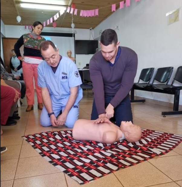 Realizaron una capacitación sobre RCP Básico y Primeros Auxilios en el Hospital de Puerto Rico
