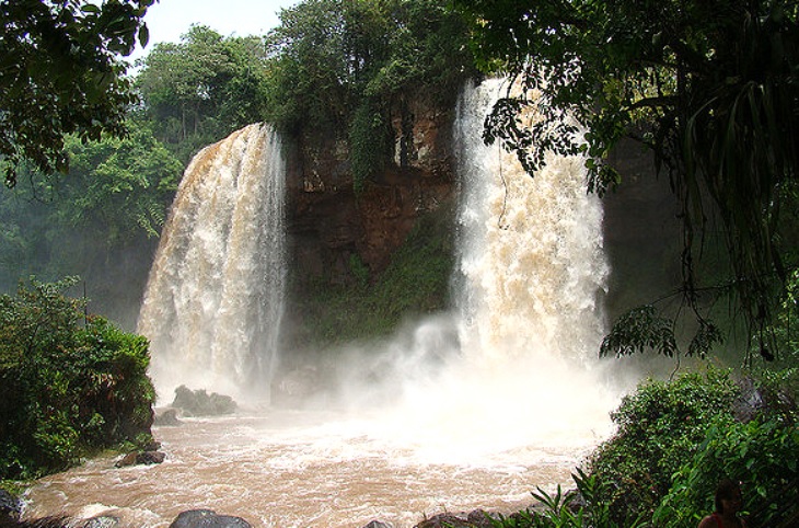 Iguazú: con un gran operativo buscan a un hombre que se habría arrojado al salto Dos Hermanas en Cataratas