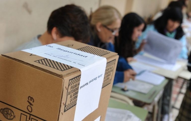 Según encuesta, el 75% de los trabajadores iría a votar aunque no fuera obligatorio