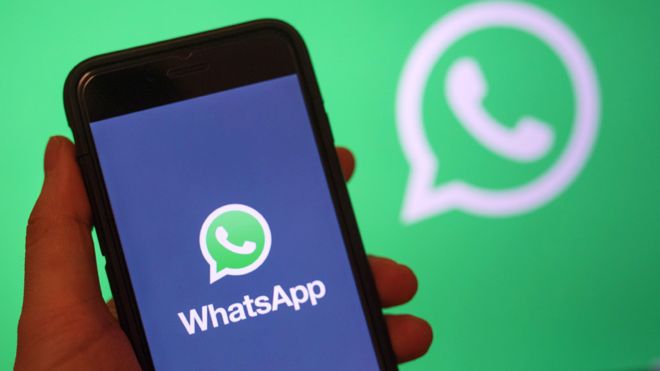 Dos fallas en WhatsApp Web permiten manipular los mensajes de texto
