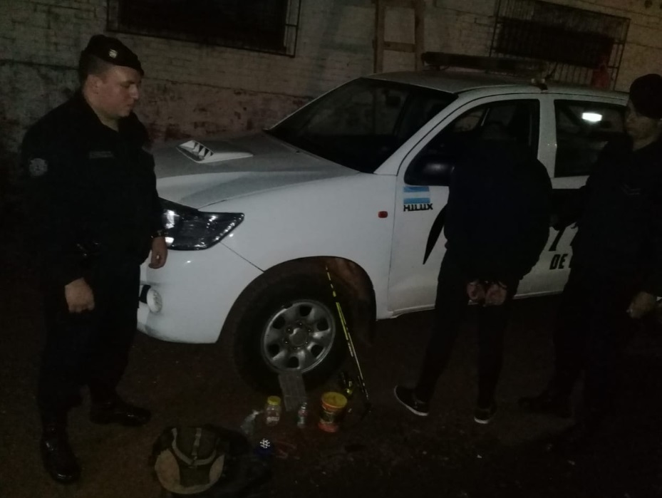 Recuperaron elementos robados de un automóvil y detuvieron a un joven en Eldorado
