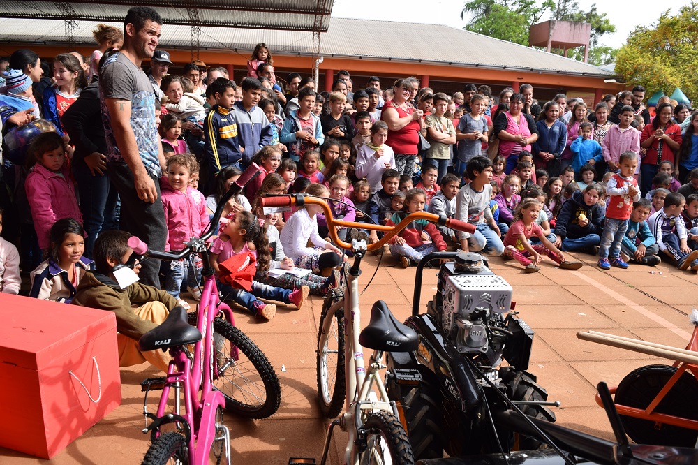 Trabajo conjunto entre IPLyC Social y el Programa Barrios activos