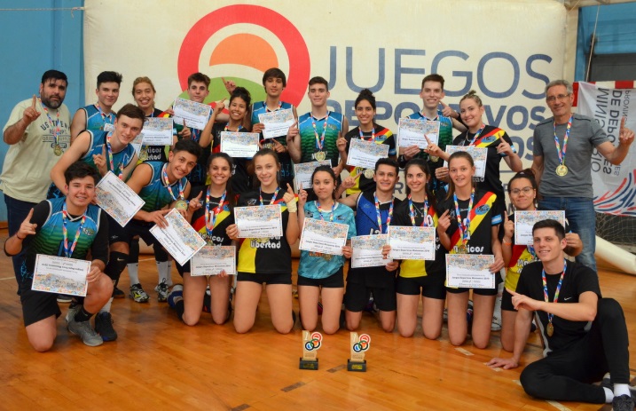 Juegos Deportivos Misioneros: Alem y Aristóbulo del Valle festejaron en vóley Sub-17