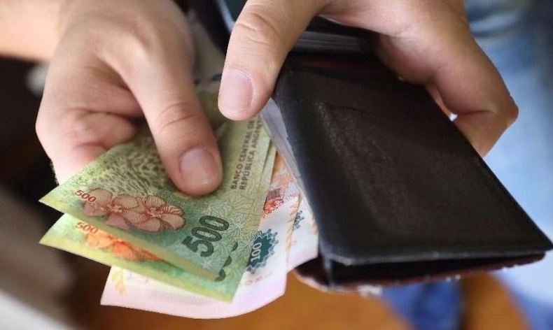 Los salarios aumentaron un 4,7% en julio, según Indec