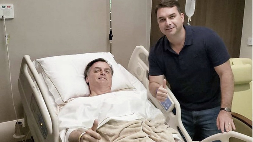 Brasil: Bolsonaro mejora de su cirugía
