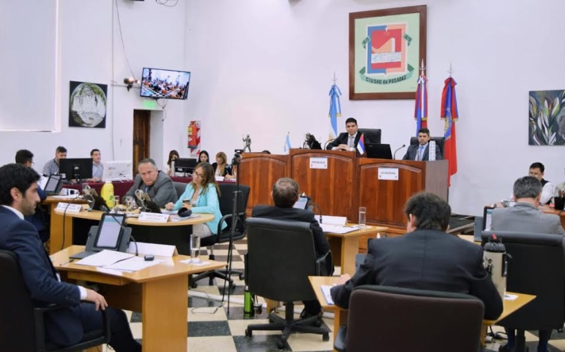 Posadas adhirió a la Ley Micaela y declaró la Emergencia Alimentaria por dos años