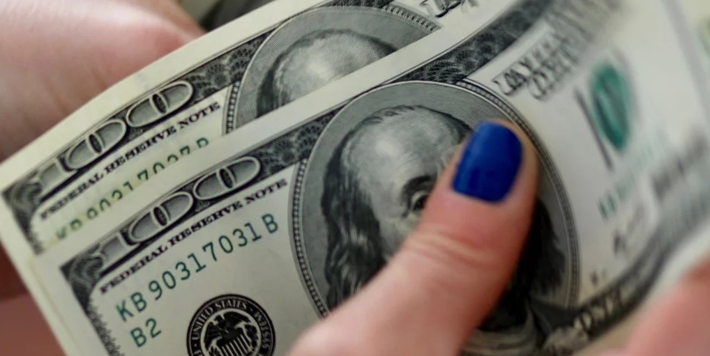Dólar hoy: en casas de cambio de Posadas se vende a $61
