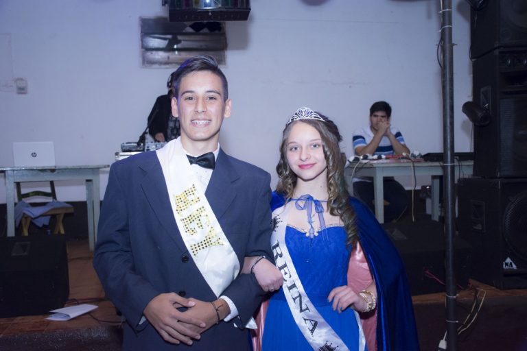 Gobernador López: Yesica Dinter y Franco Chelaiche son los nuevos reyes de los estudiantes