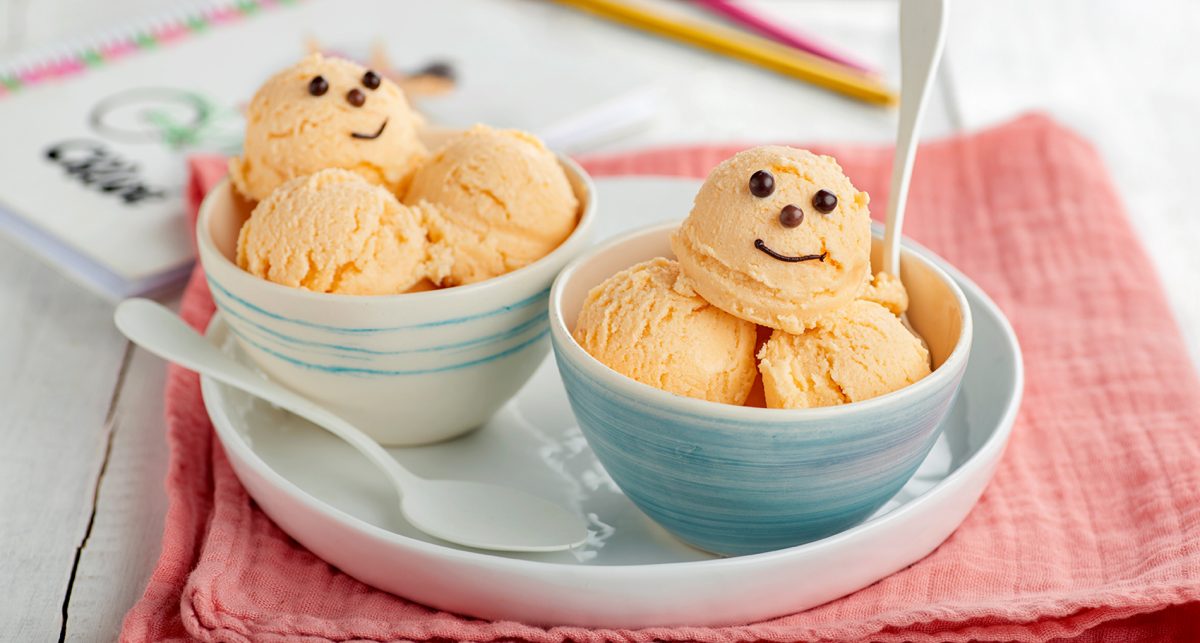 Derribando mitos: comer helado cuando estás triste no funciona