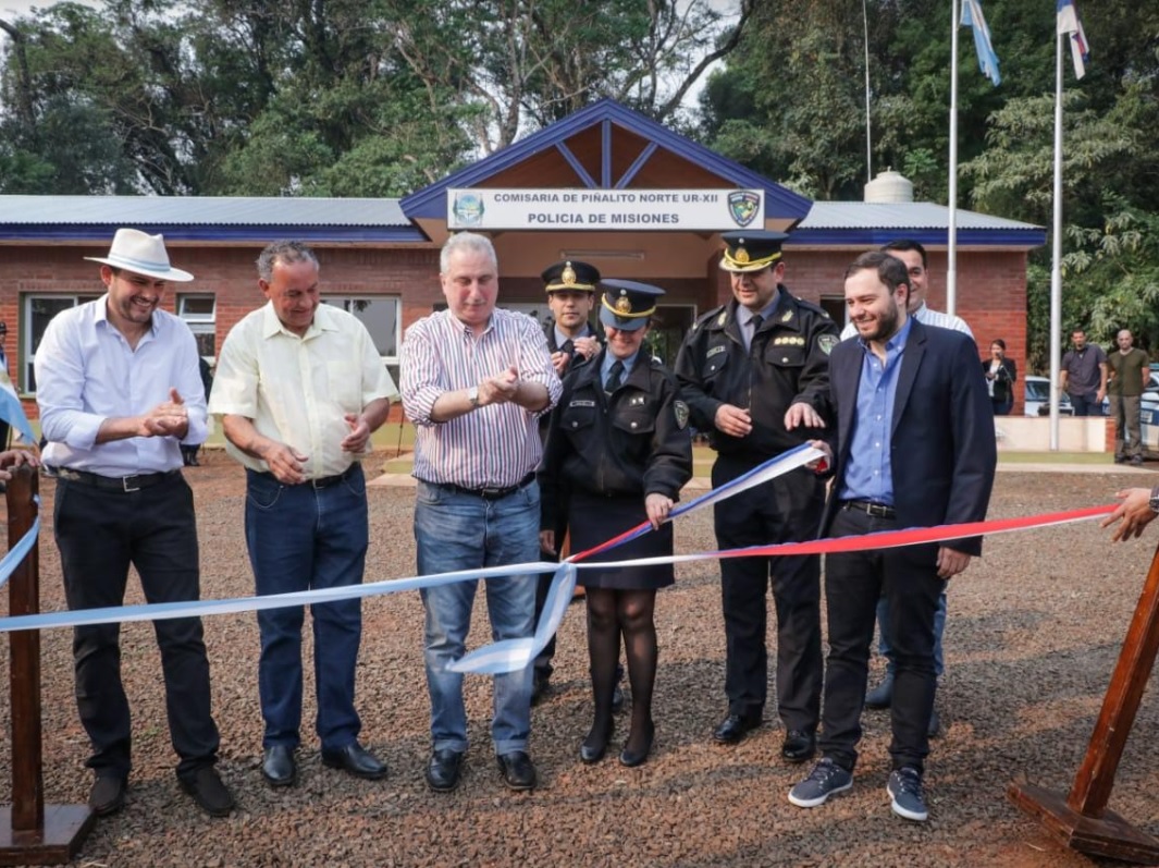 Piñalito Norte: el Gobernador inauguró una comisaría que brindará funciones de control y seguridad a 7.500 habitantes