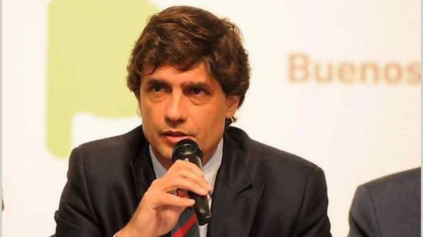 Lacunza: "La plata del FMI se utilizó para pagar las deudas"