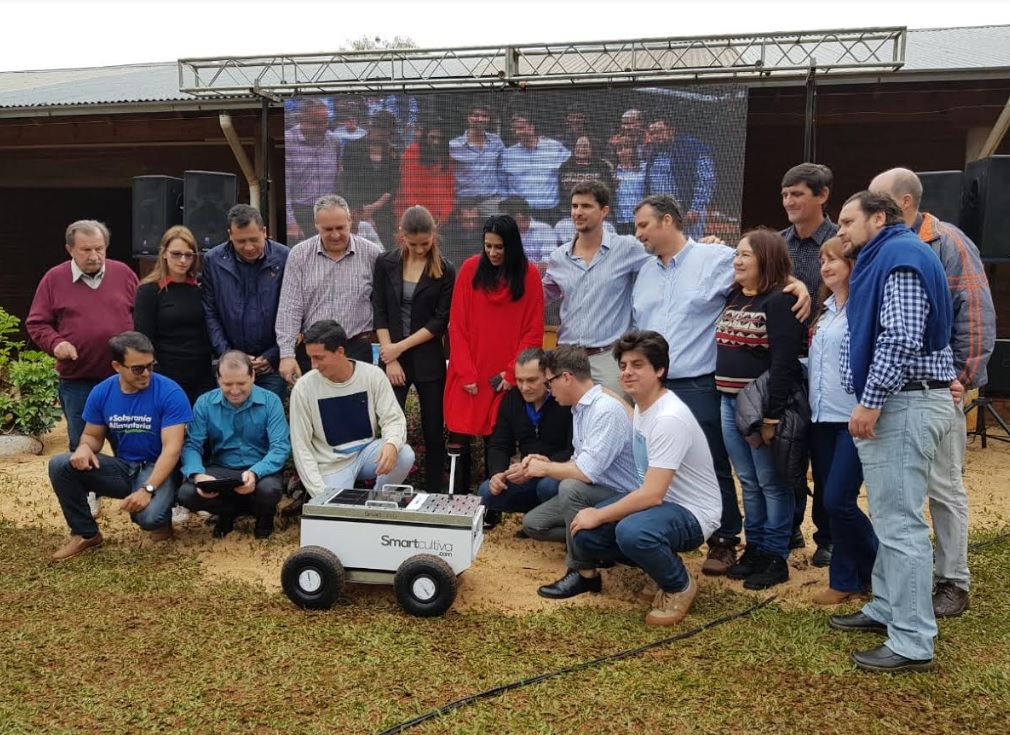 Oberá: lanzaron mundialmente el primer prototipo del Sistema Robótico Agro Exportador