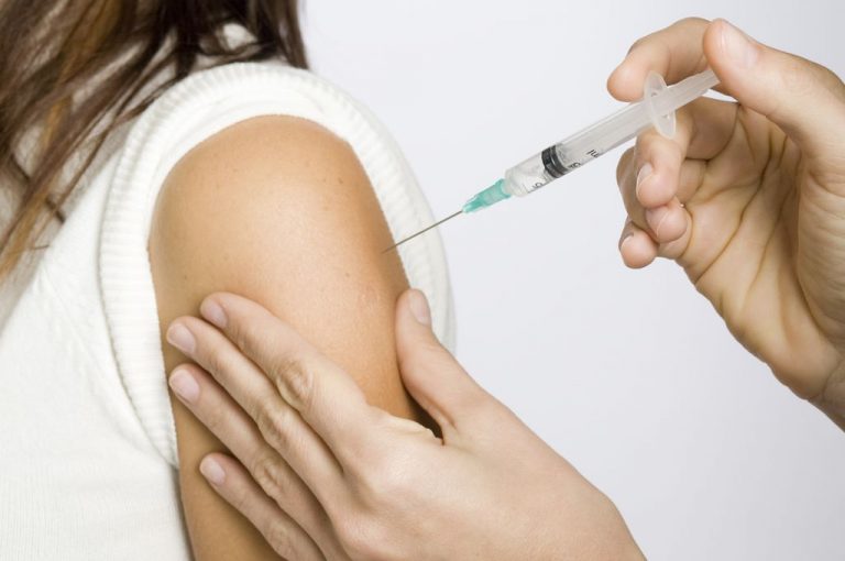 Campaña internacional contra el sarampión y la fiebre amarilla: comienza la vacunación en la triple frontera