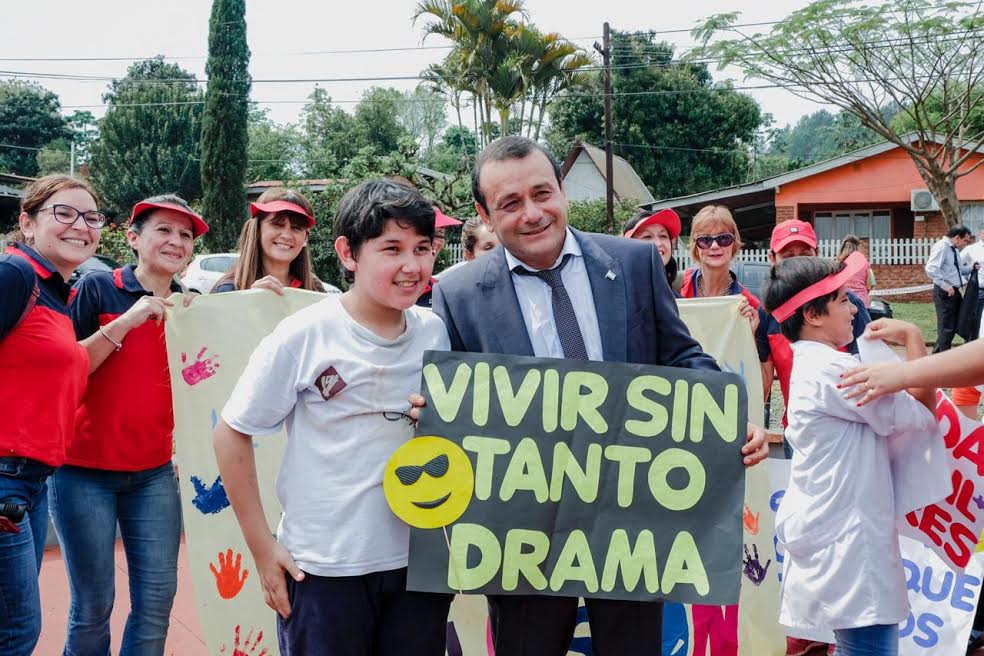 Herrera Ahuad presidió el acto por el 145° aniversario de Puerto Piray 3 6 - 0 12 - 5