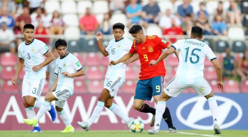 Mundial Sub 17: con el misionero Luciano Vera, Argentina empató sin goles frente a España en el debut