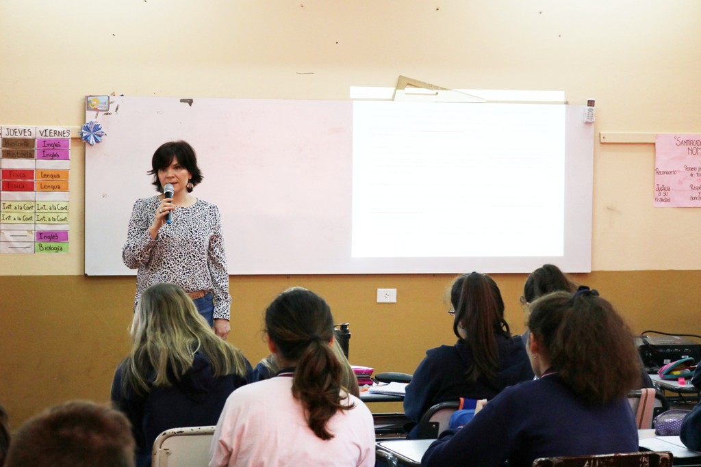 Realizaron taller sobre manipulación de alimentos en escuelas secundarias obereñas