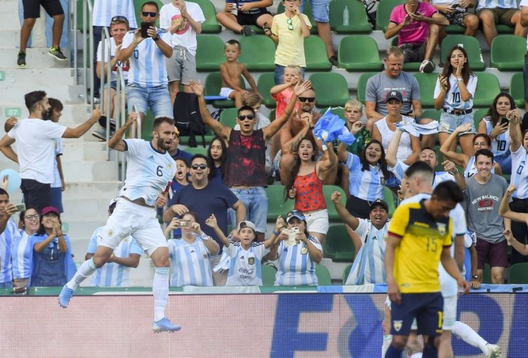 Argentina goleó a Ecuador y cerró la gira con una sonrisa