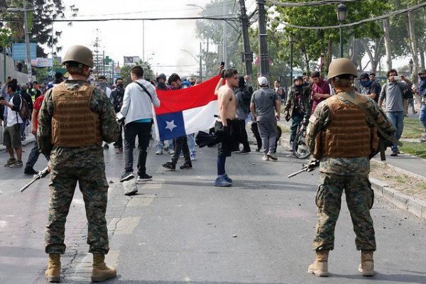 El Ejército de Chile anunció toque de queda por cuarto día consecutivo en Santiago