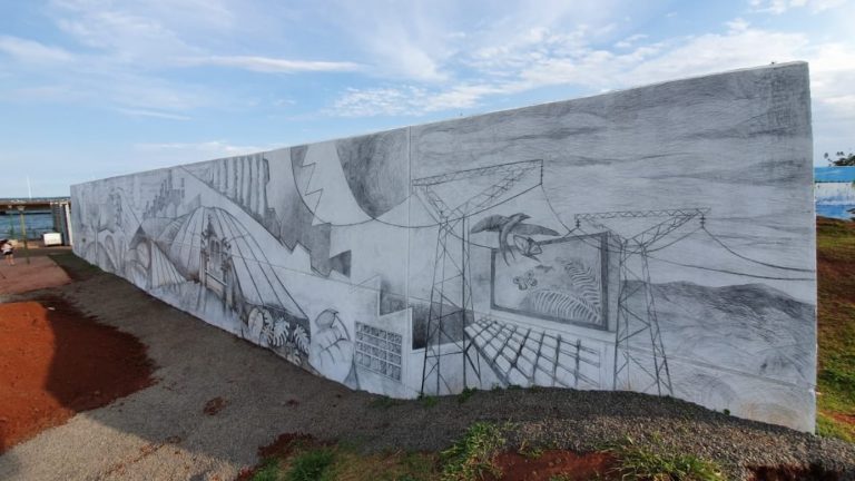 Se entregó el título récord por el "mural dibujado a lápiz más grande del mundo" ubicado en Posadas