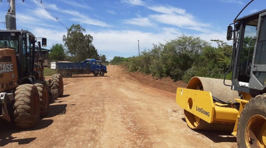 Realizan obras de reparación y mantenimiento de calles en los barrios Unión y Campo Bauer