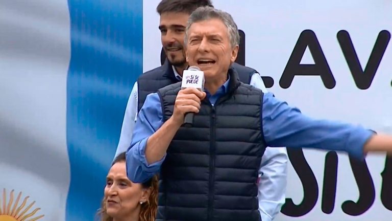 Macri vuelve a Córdoba con la marcha del "Sí, se puede"