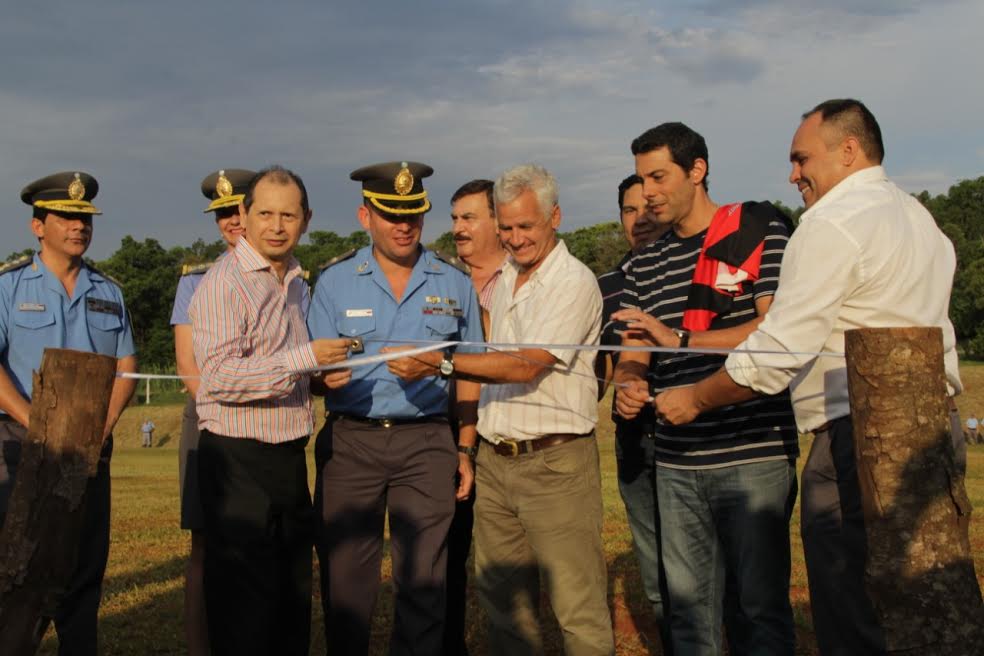 Inauguraron la cancha de Los Toros en Eldorado