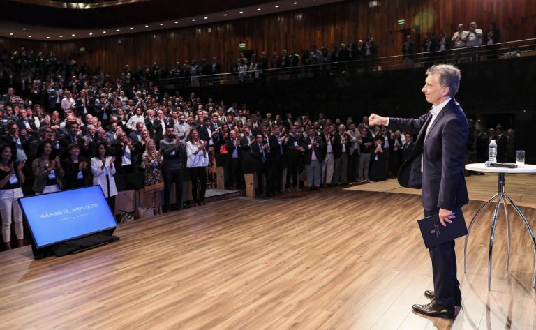 Macri se reúne este lunes con el gabinete ampliado con vistas al rol opositor
