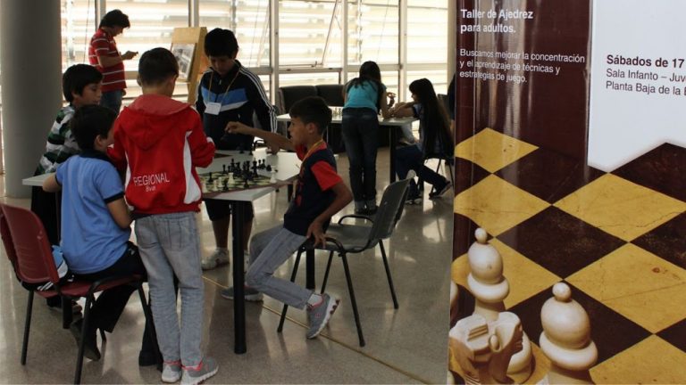 Festejos por los 10 años de ajedrez en la Biblioteca del Parque del Conocimiento