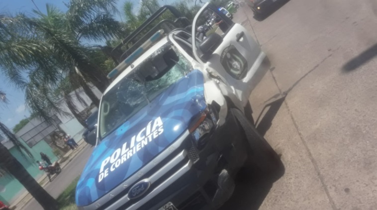 Choque fatal en Corrientes: motociclista murió tras colisionar con un patrullero