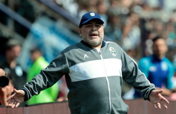 Diego Maradona dejó de ser el técnico de Gimnasia de La Plata