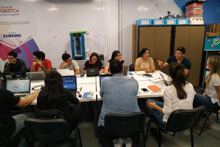 Propuesta de la Escuela de Robótica fue seleccionada en el "Hub Tecnoceducativo" de educ.ar