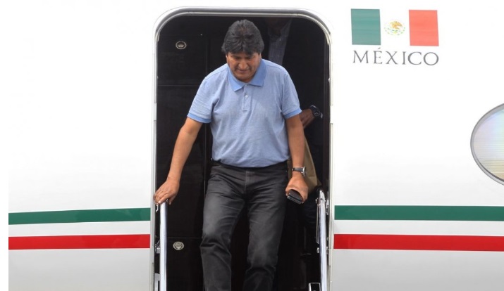 Evo Morales llegó a México para su asilo político: "Mientras tenga vida seguiremos en la lucha"