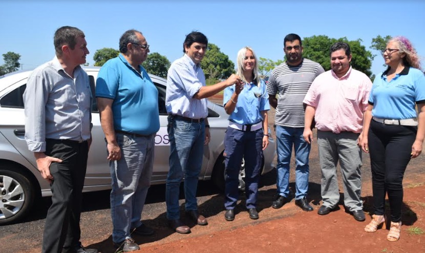 Posadas: la Escuela de Tránsito Municipal ya cuenta con un auto doble comando