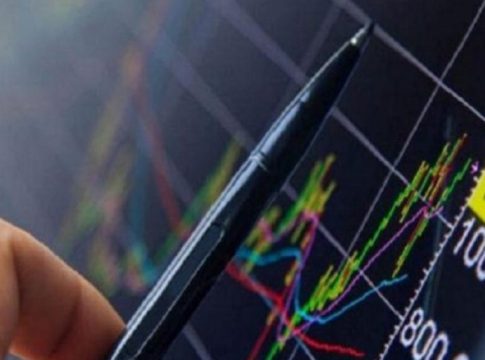 El riesgo país saltó casi 7% y superó los 760 puntos
