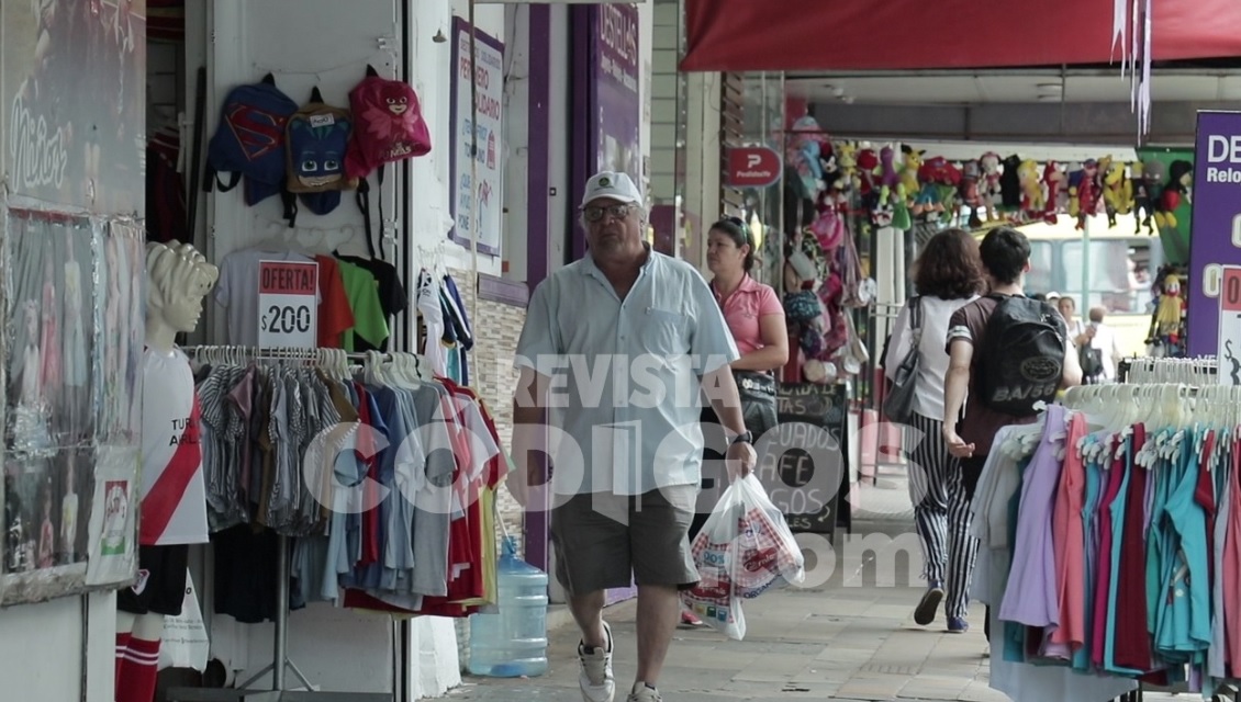 Asueto provincial: todos los comercios abiertos y mucho movimiento en Posadas