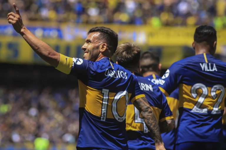 Boca goleó a Arsenal en un partido emocionante y alcanzó la cima de la Superliga